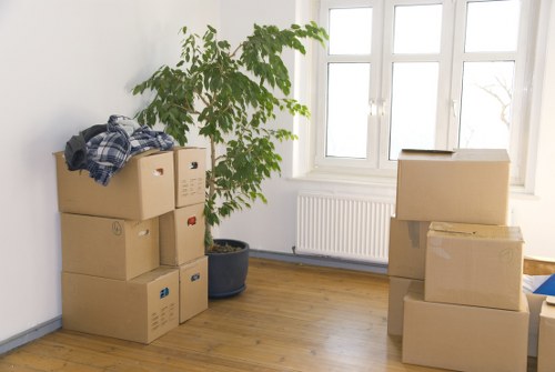 Customer booking and quotation discussion for a van move