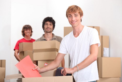 Local moving truck hire for Tufnell Park relocations